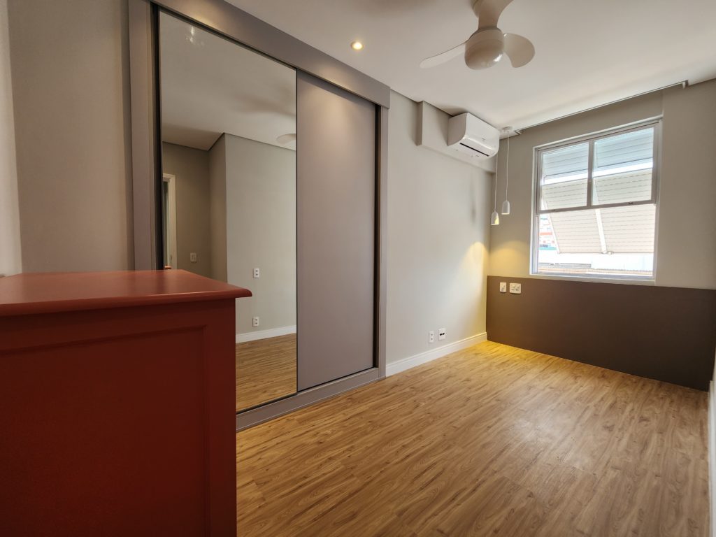 Ótimo Apartamento à venda, 98 m² por R$ 697.000 - Gonzaga - Santos/SP
