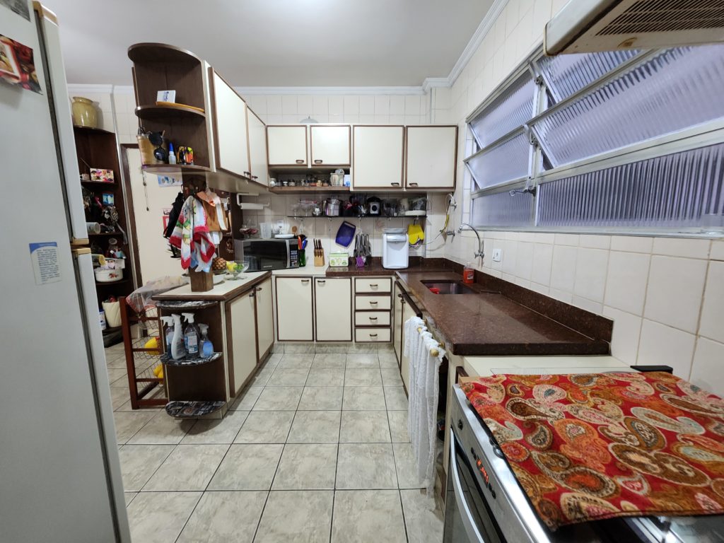 ÓTIMO Apartamento com 3 dormitórios à venda, 128 m² por R$ 670.000 - Embaré - Santos/SP